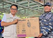 Peringatan HPSN 2025, Wakil Ketua DPRD Sumbar Evi Yandri Rajo Budiman Bagikan Hadiah