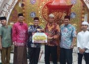 Ketua DPRD Sumbar Muhidi Gelar Safari Ramdhan ke Masjid Darussalam, Beri Tausyiah dan Bantuan Dana