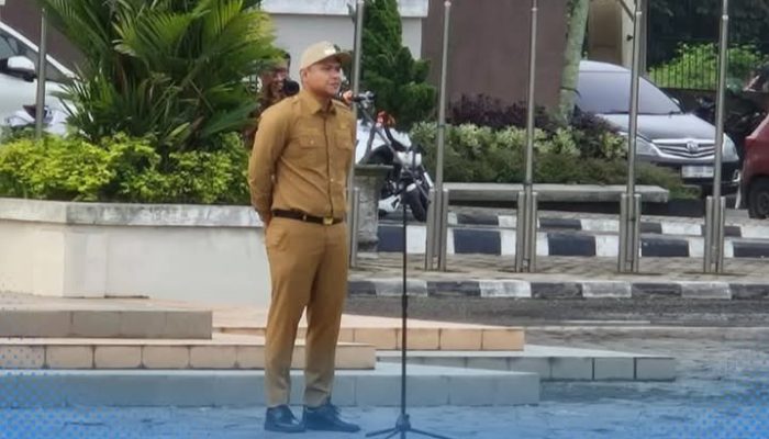 Wakil Walikota Prabumulih Franky Nasril Perdana Pimpin Apel Pagi di Halaman Pemkot