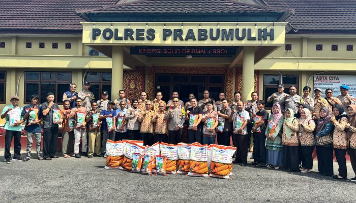 Kementan RI Salurkan Bantuan Benih Bertempat di Polres Prabumulih