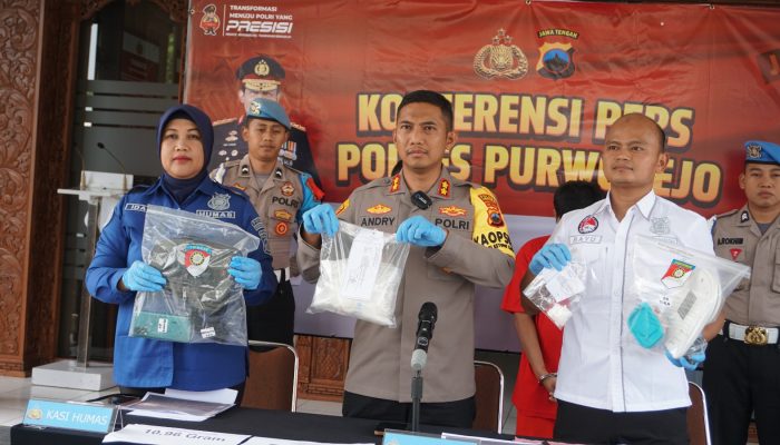 Sita Barang Bukti Sabu Berat 862,96 gram, Polisi Purworejo Tangkap Dua Pelaku Pengedar Narkotika