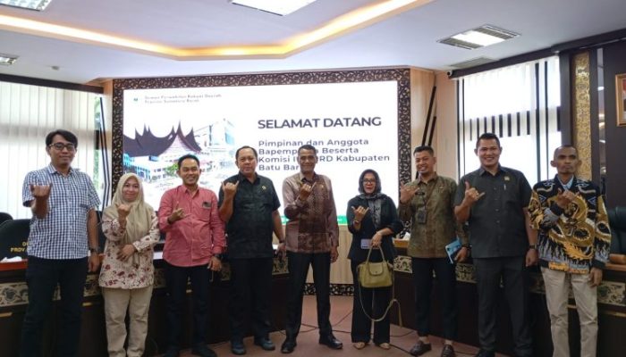 DPRD Sumbar Terima Kunjungan Kerja Bapemperda dan Komisi IV DPRD Kabupaten Batu Bara