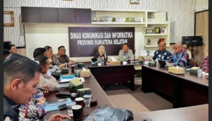 Diskominfo se-Sumsel Kompak Dorong Internet Starlink Atasi Blankspot