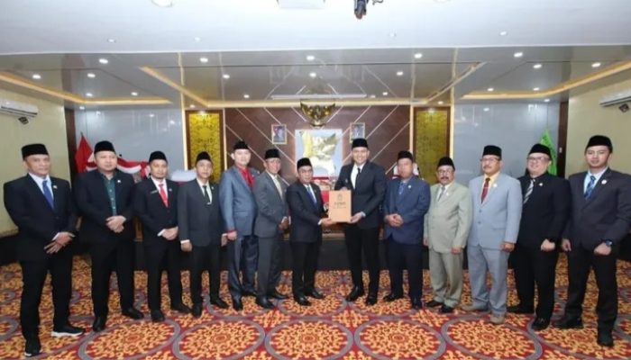 Pemkot Prabumulih Tunjukan Komitmen, Terima LKPJ Walikota Prabumulih Tahun Anggaran 2024