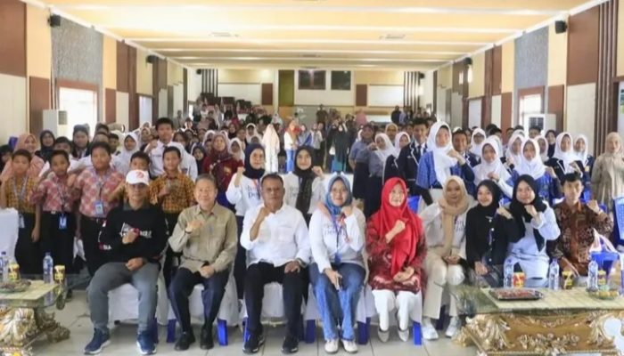 Walikota Prabumulih H Arlan Hadiri Acara Grand Final Lomba Cerdas Cermat Tingkat SD dan SMP Se-Kota Prabumulih
