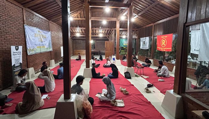 Empat Komunitas sukses adakan Camp Penggerak Literasi Semarang