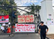 Jaga Demokrasi, Kawal Birokrasi: Tolak Plh Sekda Cacat Prosedur, BEM Banten Adakan Camp Depan Gedung Pendopo Gubernur Provinsi Banten