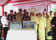 Kajati Sumsel Resmikan Mushola dan Kantin di Kejari PALI