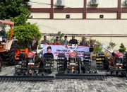 Anggota DPR RI Ir Darori Wonodipuro Salurkan Bantuan Alat Mesin Pertanian kepada Petani di Kebumen