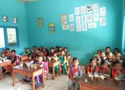 Dukung Program Pusat Prioritas Nasional, Paud Tazkia Desa Raja Jaya Bagikan Bubur Untuk Siswa