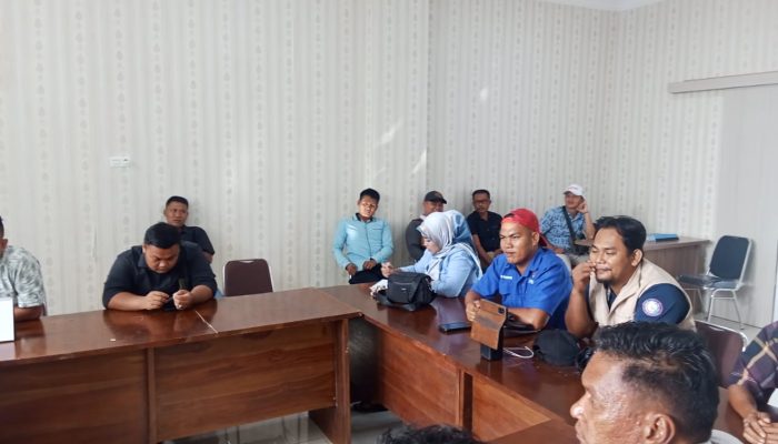 H. Kristian, S.M Wakil Ketua 1 DPRD PALI, Terimah Aspirasi Wartawan