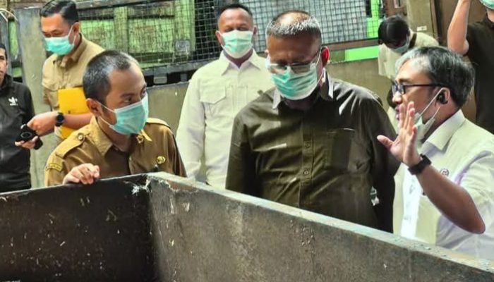 Walikota Prabumulih, H. Arlan Kunjungan Kerja ke Pemkot Bandung, Pelajari Pengelolaan Sampah Berbasis Teknologi RDF