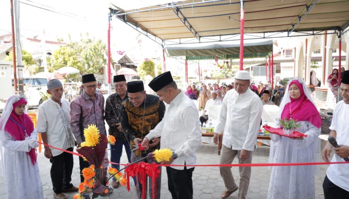Ketua DPRD Sumbar Evi Yandri Resmikan TPQ Miftahul Jannah, Cegah Dekadensi Moral Remaja