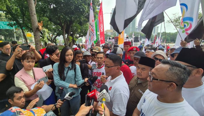 10 Ribu Buruh Geruduk Monas, Presiden KSPN: Aksi Buruh 1 Juni Tuntut Keadilan Sosial, Desak Pemerintah Atasi Impor Ilegal dan PHK Massal