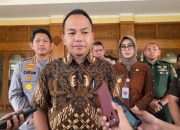 Walikota Surakarta Larang Kantong Plastik untuk Kurban dan Tiadakan Takbir Keliling