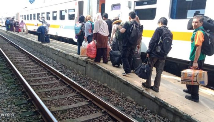 Hari Terakhir Libur Idul Adha, Kutoarjo Dipadati Pemudik – Okupansi Kereta Sentuh 105%