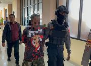Kantor Sekretariat Kota Surakarta Dirusak oleh Orang Misterius, Kaca Kantor Pecah Mobil Ajur