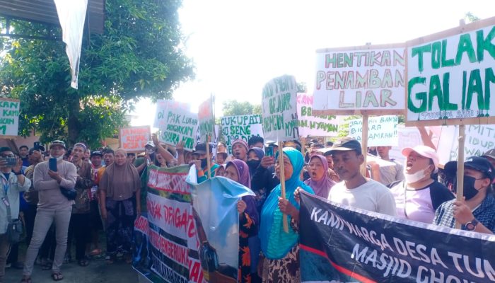 Warga Tunggulsari Gelar Aksi Damai Tolak Galian C, Tuntut Penjelasan Izin dan Akses Jalan