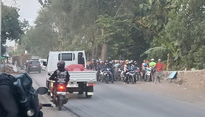 Terjadi Kemacetan Lalu Lintas di Bodowoso Karena Proyek Penggantian Jembatan
