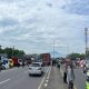 Palang Jalur Ring Road, Kerumunan Sopir Suarakan Nasibnya, Kritik Zero Odol