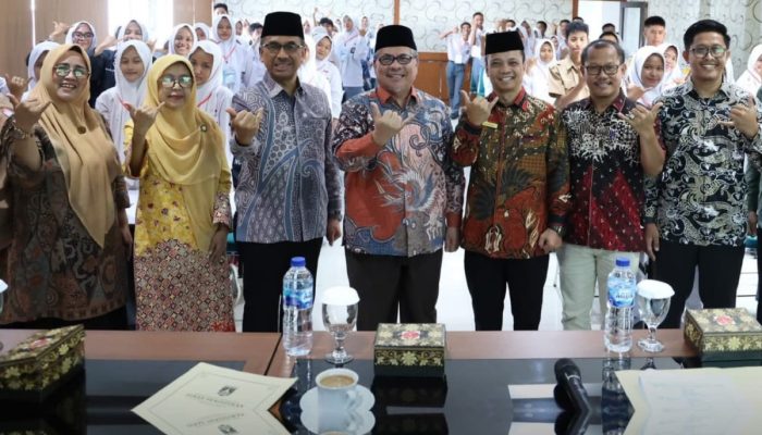 Ketua DPRD Sumbar Muhidi Hadir Bimtek LDK 2025, Beri Motivasi Pengurus Osis se Sumbar