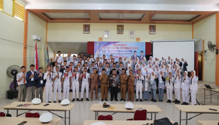 DPRD Sumbar Hadiri Latihan Dasar Kepemimpinan Pengurus OSIS SMK, Beri Materi Nilai Kepemimpinan dan Spirit Minangkabau