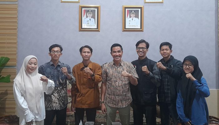 Audiensi Aliansi Pegiat Demokrasi dan BEM Kendal: Soroti Berbagai PR Kabupaten
