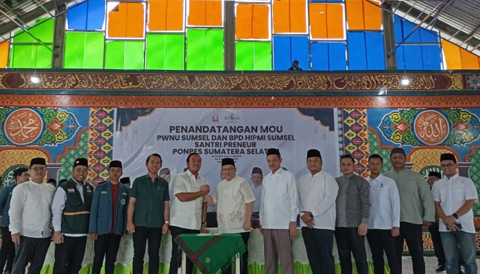 Penandatanganan MoU PWNU Sumsel & BPD HIPMI Sumsel Santri Preneur Ponpes Sumsel