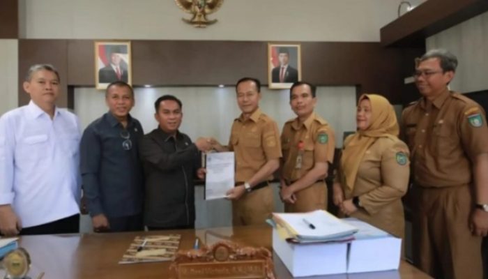 Sekda Prabumulih Secara Resmi Serahkan Dokumen RPJMD Tahun 2025–2029 Ke DPRD Prabumulih