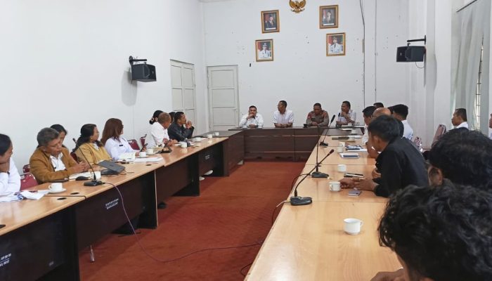 Pemkab Humbahas , BPN Humbahas dan Kejari Humbahas Lakukan Rapat Umum Bahas Kegiatan Program Gerakan Masyarakat Pemasangan Patok Batas