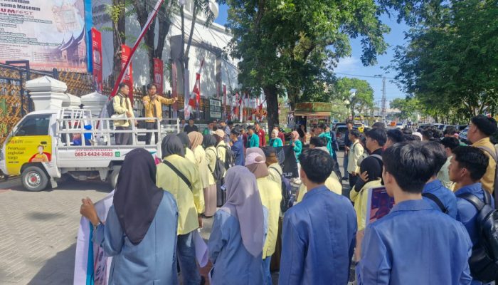 Ketua DPRD Sumbar Terima 12 Tuntutan BEM se Sumbar, Soroti RKUHP Sampai Isu Lingkungan