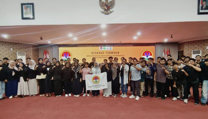 Diskusi Terbuka “Kendal Belum Usai”: BEM Kendal dan Pemerintah Bahas Tantangan Daerah di Gedung DPRD