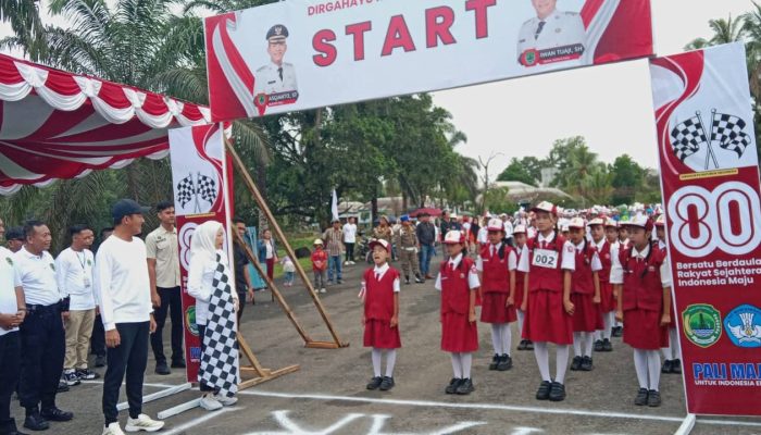 HUT RI Ke-80, Bupati Pali Asgianto Buka Langsung Lomba Gerak Jalan