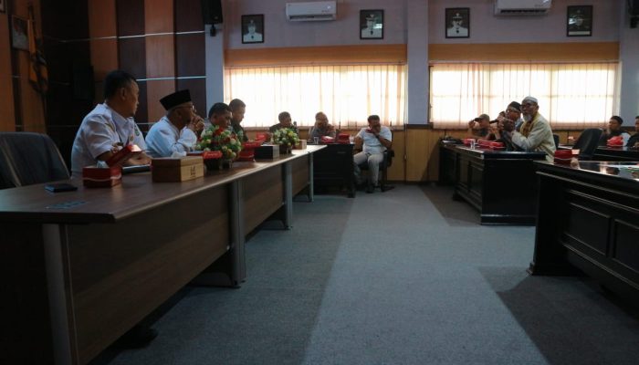 Laskar Umat Islam Karanganyar Datangi Kantor Bupati, Sampaikan Keluh Kesah Amoralitas yang Merebak