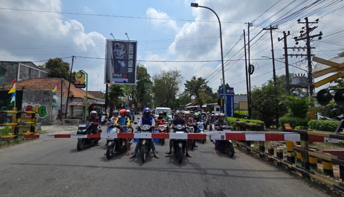 Waspada di Perlintasan, KAI Daop 5 Purwokerto Ajak Masyarakat Patuh Aturan Keselamatan