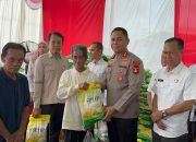 Polres Bersama Disperindag Prabumulih Gelar Gerakan Pangan Murah di Desa Karang Bindu
