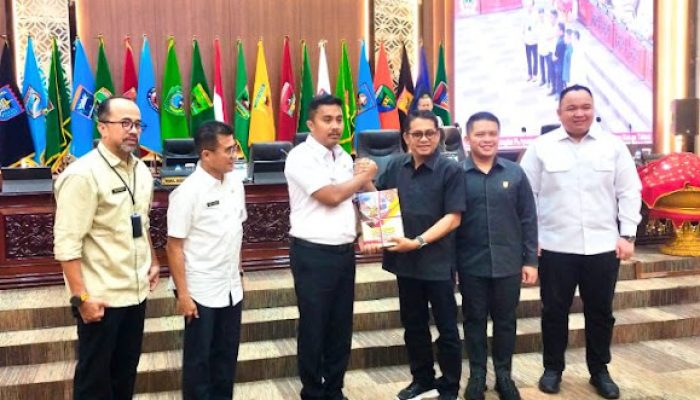 Fokus Efisiensi dan Prioritas Pembangunan, DPRD Sumbar Setujui Perubahan Ranperda APBD 2025