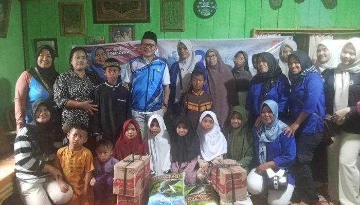 Wakil Ketua DPC Partai Demokrat Firdaus Hasbullah Berikan Santunan Kepada Rumah Asuh Mukhlisin