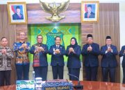 Wabup Rohman Tekankan Profesionalisme Saat Serahkan SK Direksi Tirta Randik