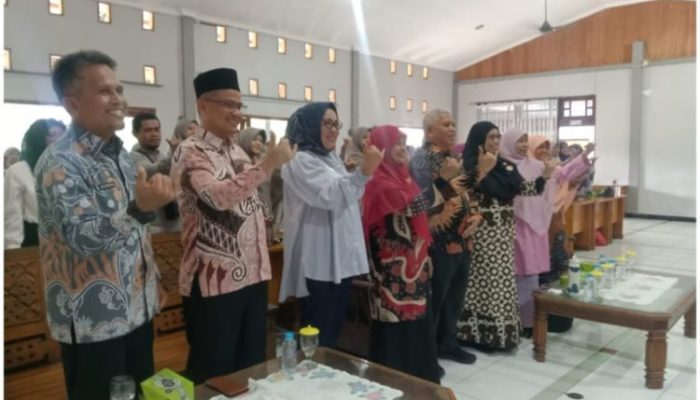 DPRD Sumbar Nurfirman Wansyah Bersama DP3AP2KB Realisasikan Pokir, Gelar Bimtek Bimtek Peningkatan Ketahanan Keluarga