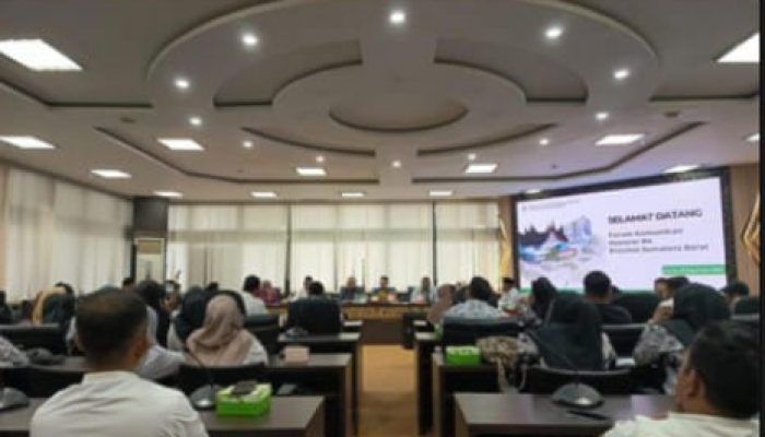 DPRD Sumbar Terima Audiensi dengan Guru Honorer R4, Muhidi : Siap Kawal Sampai Pusat