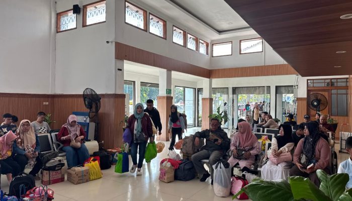 331 Ribu Penumpang Kereta Api Pada September 2025, KAI Daop 5 Dorong Mobilitas dan Ekonomi Kerakyatan