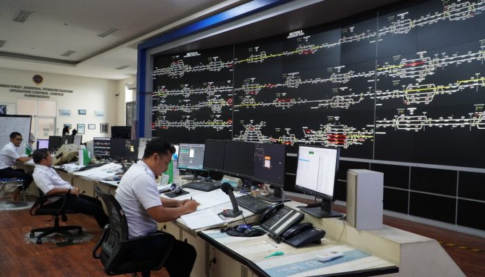 Pusdalopka Daop 5 Kawal Ketepatan dan Keselamatan Operasional Kereta Api