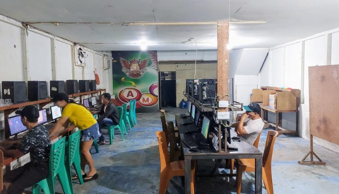 Diduga Warnet Disulap Jadi Tempat Judi Online Slot Marak Dikota Singkawang, Tuai Sorotan Publik