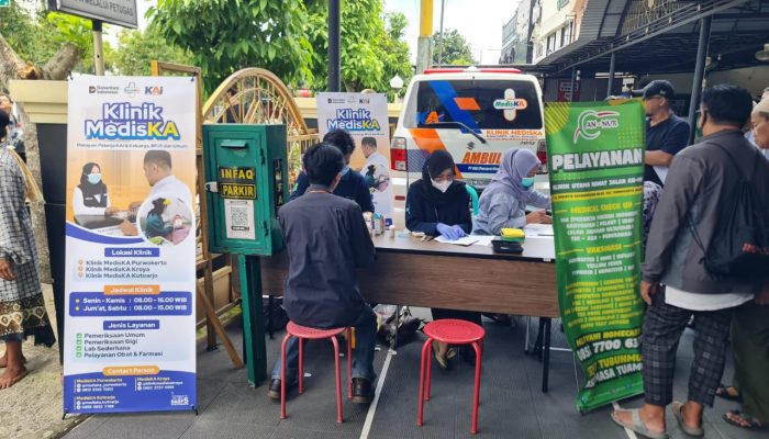 KAI Daop 5 Purwokerto Gelar Pemeriksaan Kesehatan Gratis bagi Warga Sekitar