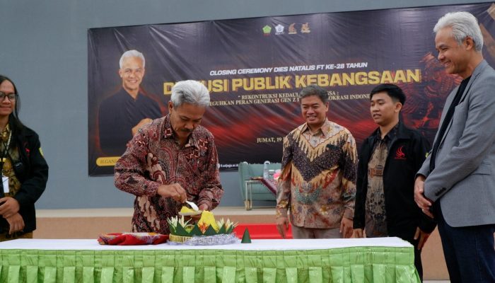 Closing Ceremony Dies Natalis FT  Ke- 28 UST, Ganjar Dorong Gen Z Aktif Menjaga Demokrasi Sehat