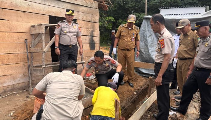 Polres Prabumulih Kembali Lanjutkan Program Bedah Rumah, Kapolres : Target 10 Rumah Pertahun