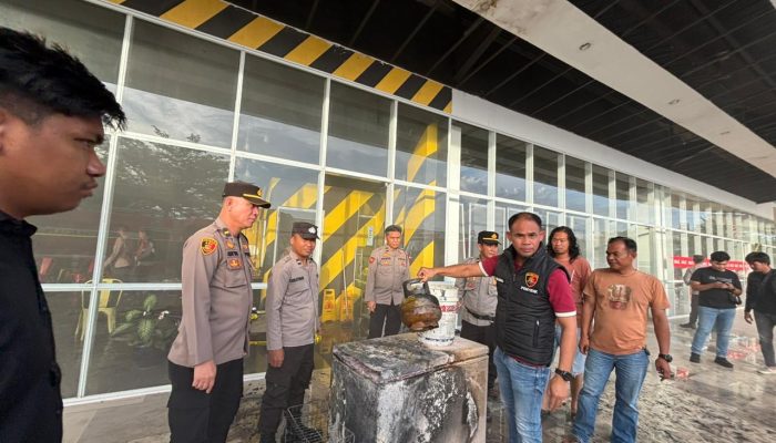 Tim Polres Prabumulih Olah TKP Insiden Kebakaran di Area Gedung Citimall Prabumulih