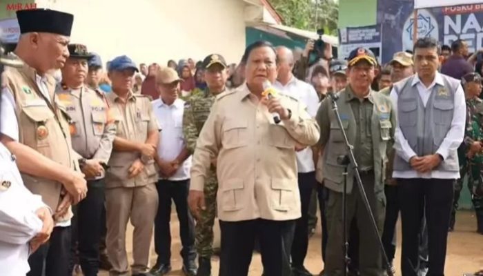 Presiden Prabowo Kembali Tegaskan Huntara Rampung dalam Sebulan untuk Korban Banjir Sumatera