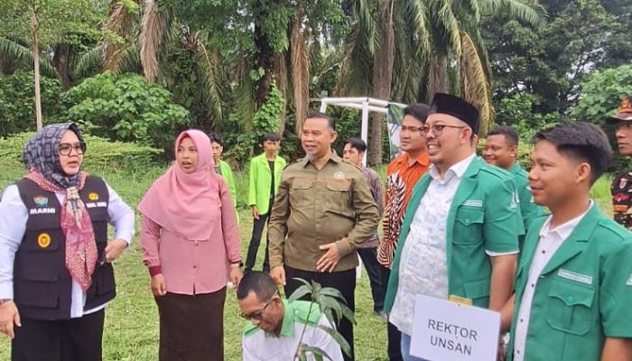 PC GP Ansor Muara Enim Luncurkan Ansor Peduli Lingkungan, Wakil Bupati Buka Penanaman Pohon di Universitas Serasan